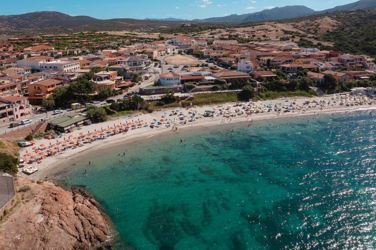 Rocce Rosse Sardinia Aparthotel Изола Роса Екстериор снимка