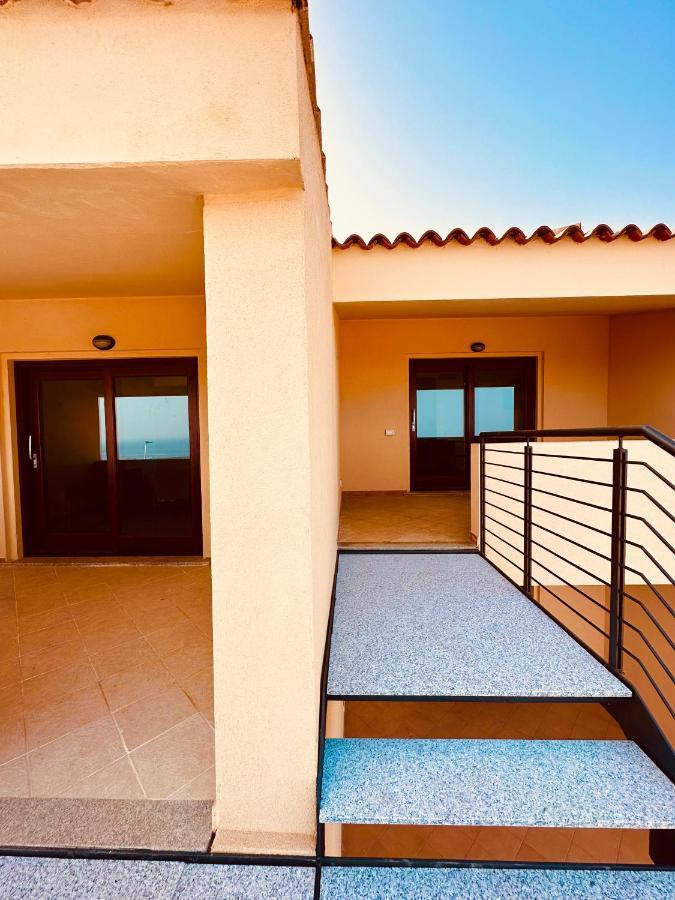 Rocce Rosse Sardinia Aparthotel Изола Роса Екстериор снимка