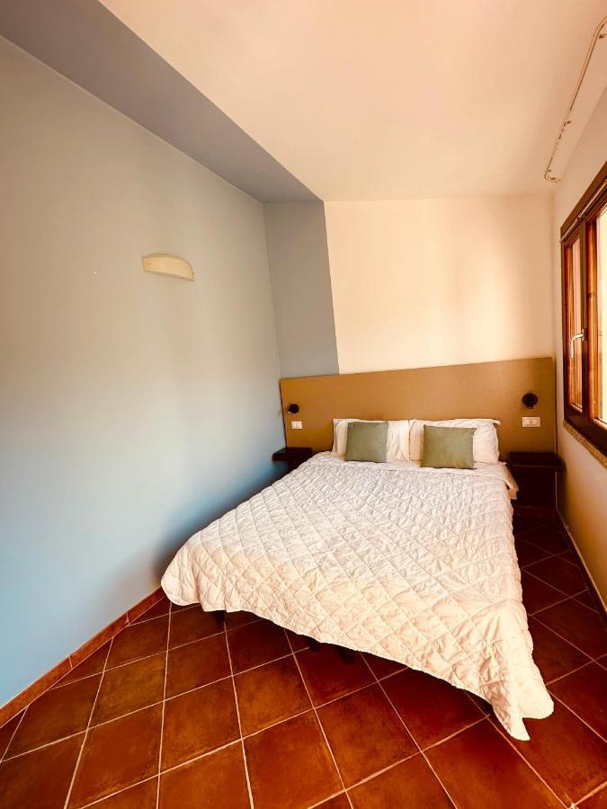 Rocce Rosse Sardinia Aparthotel Изола Роса Екстериор снимка