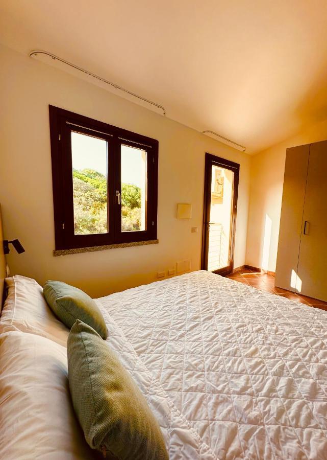 Rocce Rosse Sardinia Aparthotel Изола Роса Екстериор снимка