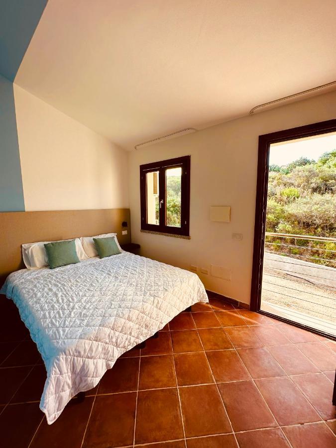 Rocce Rosse Sardinia Aparthotel Изола Роса Екстериор снимка