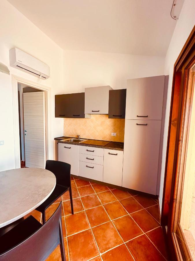 Rocce Rosse Sardinia Aparthotel Изола Роса Екстериор снимка