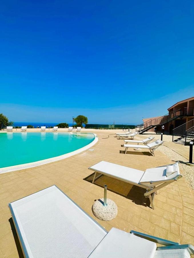Rocce Rosse Sardinia Aparthotel Изола Роса Екстериор снимка